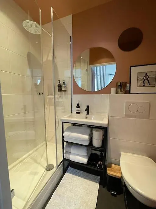 Marais - Bright One-bedroom Decorated With Taste Apartment Paris
