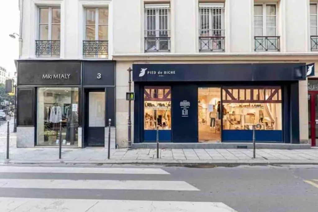 Marais - Bright One-bedroom Decorated With Taste *